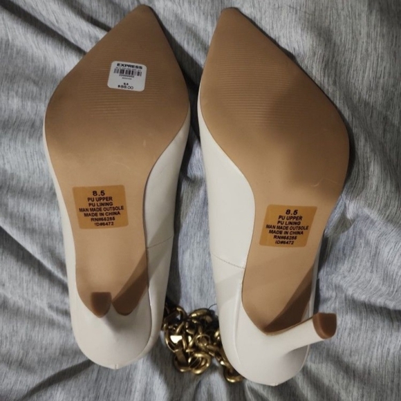Express Heels - Picture 3 of 4